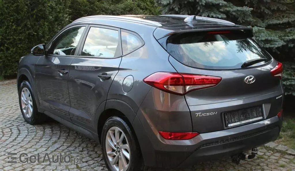 HYUNDAI Tucson 