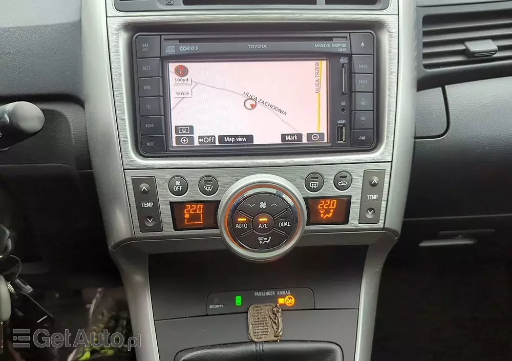 TOYOTA Verso 1.8 5-Sitzer Executive