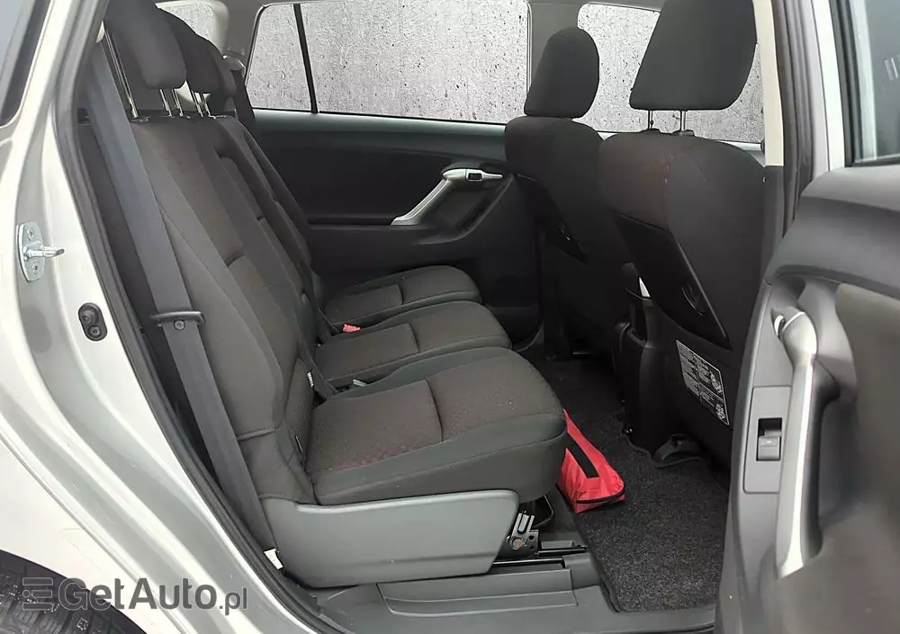 TOYOTA Verso 1.8 5-Sitzer Executive