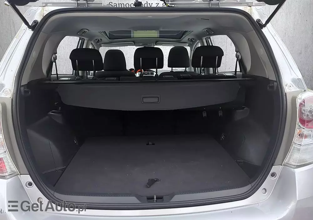 TOYOTA Verso 1.8 5-Sitzer Executive