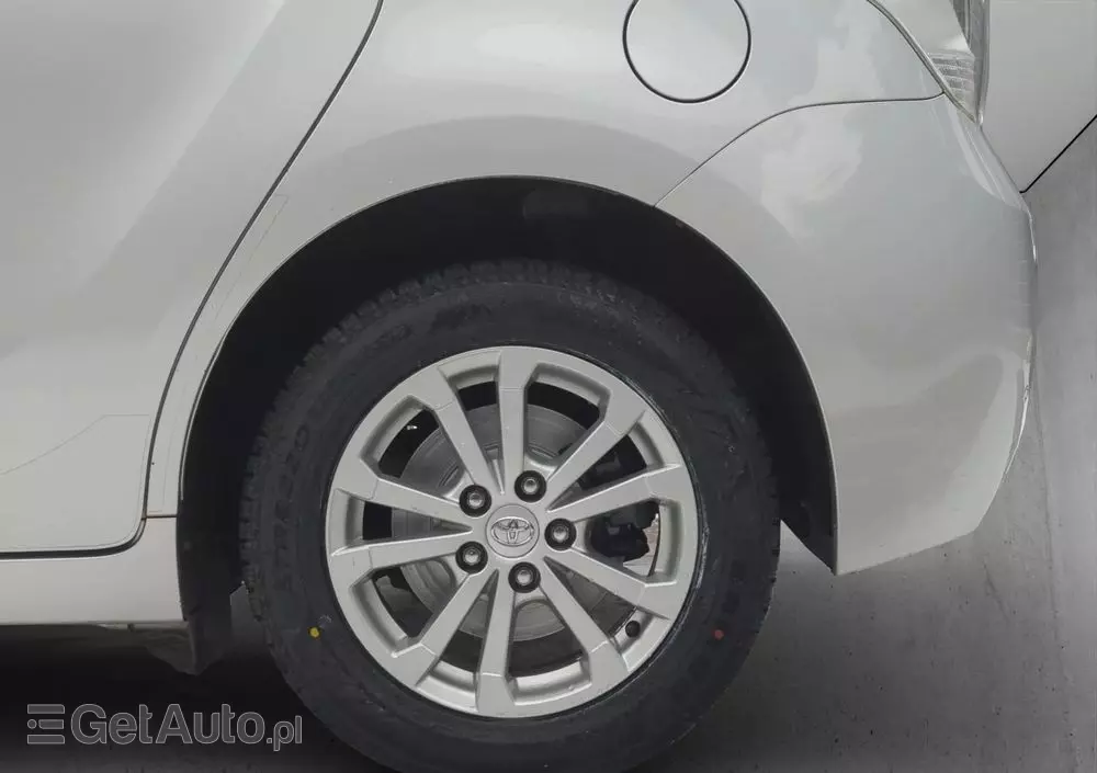 TOYOTA Verso 1.8 5-Sitzer Executive