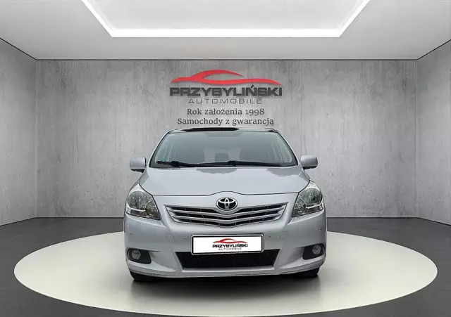 TOYOTA Verso 1.8 5-Sitzer Executive