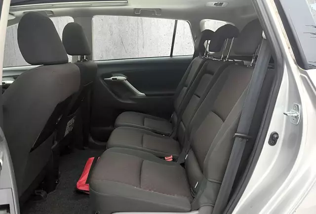 TOYOTA Verso 1.8 5-Sitzer Executive