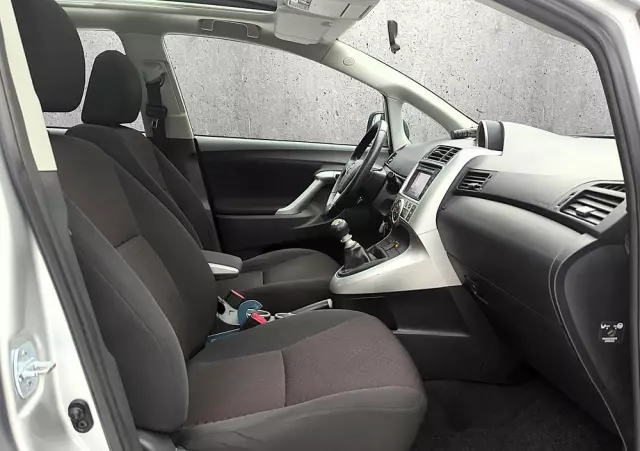 TOYOTA Verso 1.8 5-Sitzer Executive