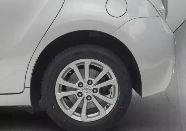 TOYOTA Verso 1.8 5-Sitzer Executive