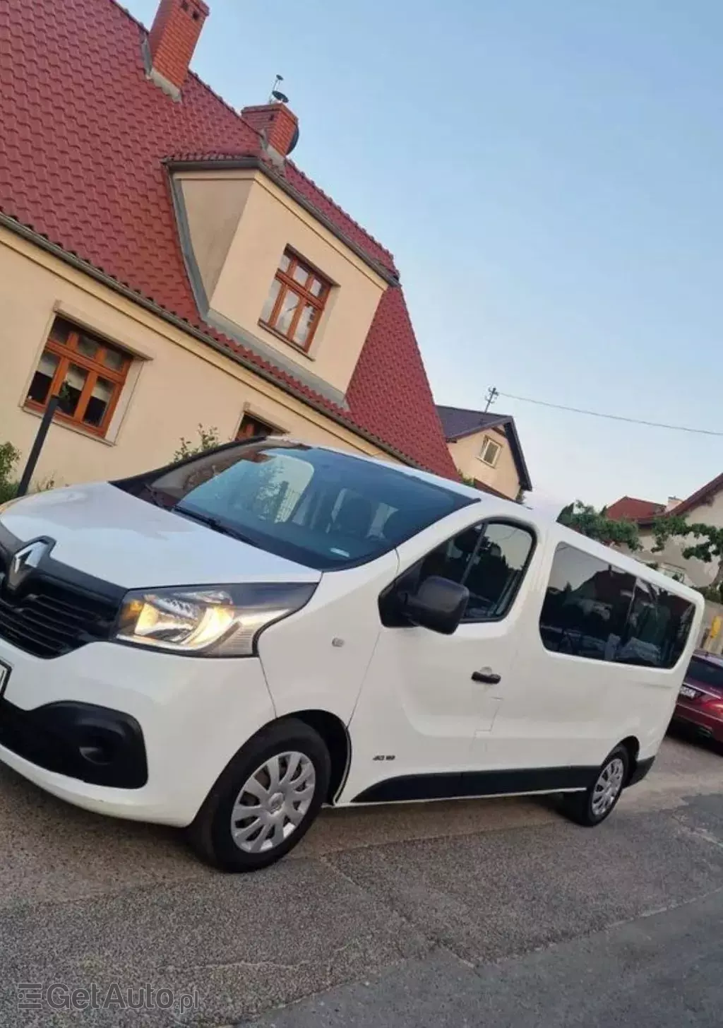 RENAULT Trafic 
