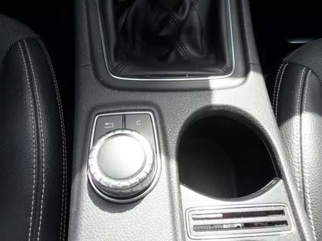 MERCEDES-BENZ Klasa A 