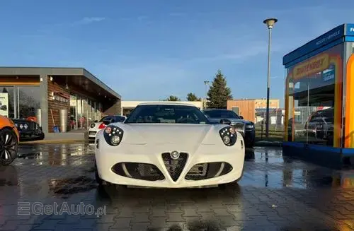 ALFA ROMEO 4C 
