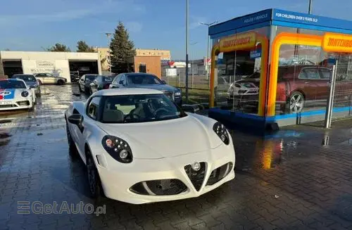 ALFA ROMEO 4C 