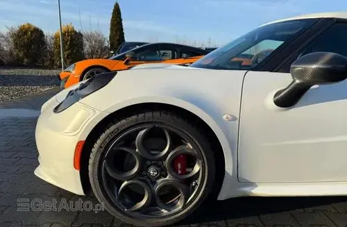 ALFA ROMEO 4C 