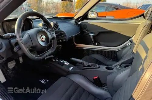 ALFA ROMEO 4C 