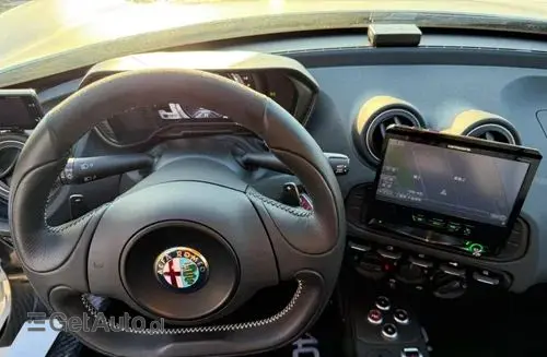ALFA ROMEO 4C 