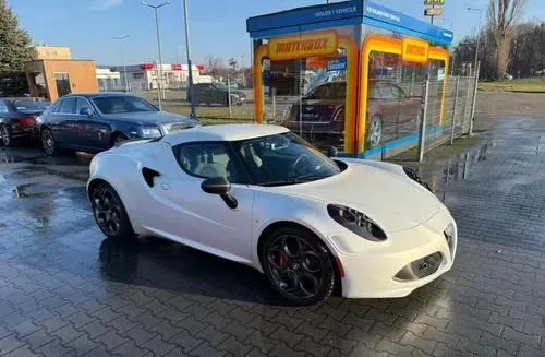 ALFA ROMEO 4C 