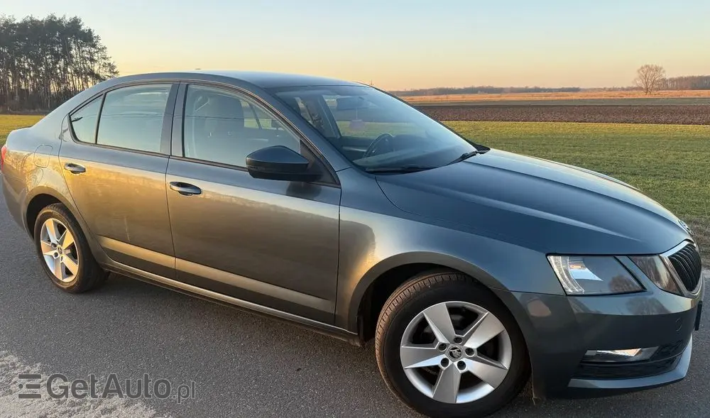 SKODA Octavia 1.6 TDI Active
