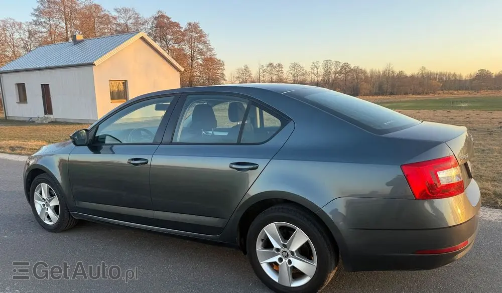 SKODA Octavia 1.6 TDI Active