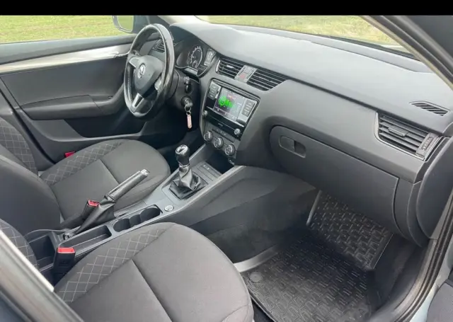 SKODA Octavia 1.6 TDI Active