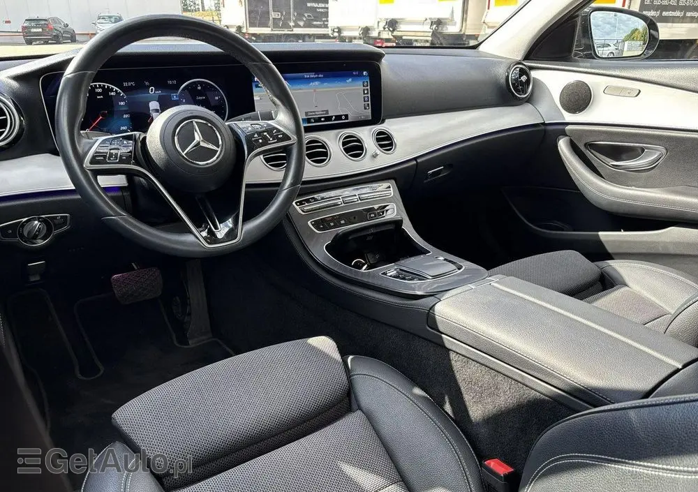 MERCEDES-BENZ Klasa E 