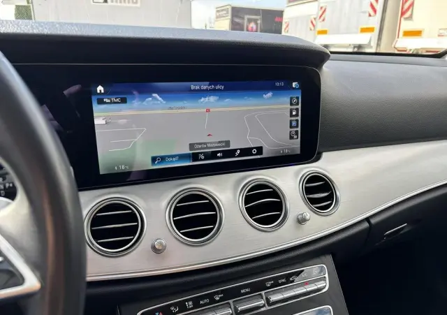 MERCEDES-BENZ Klasa E 