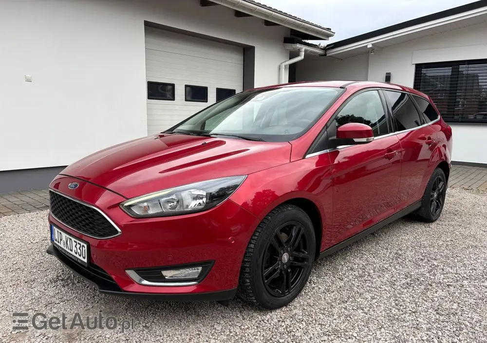 FORD Focus 1.0 EcoBoost Titanium