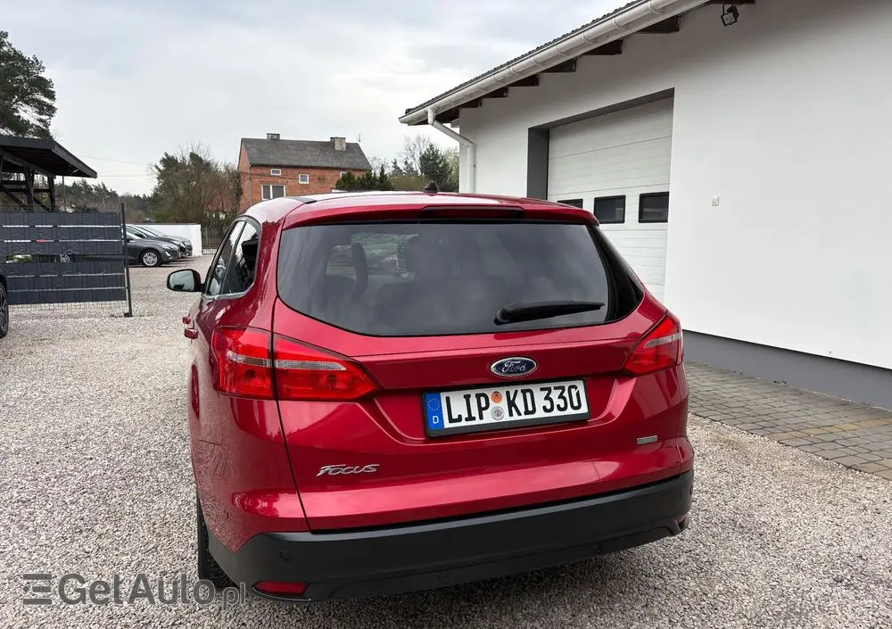 FORD Focus 1.0 EcoBoost Titanium