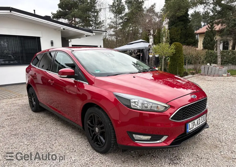 FORD Focus 1.0 EcoBoost Titanium