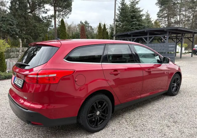 FORD Focus 1.0 EcoBoost Titanium