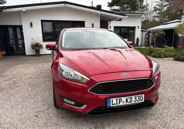 FORD Focus 1.0 EcoBoost Titanium