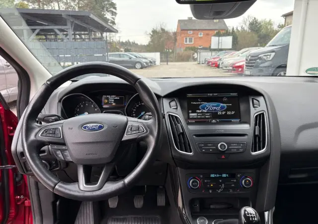 FORD Focus 1.0 EcoBoost Titanium