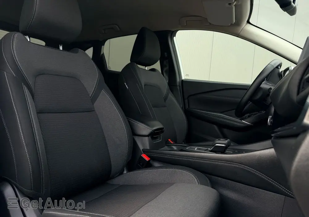 NISSAN Qashqai 1.3 DIG-T MHEV Xtronic N-Connecta