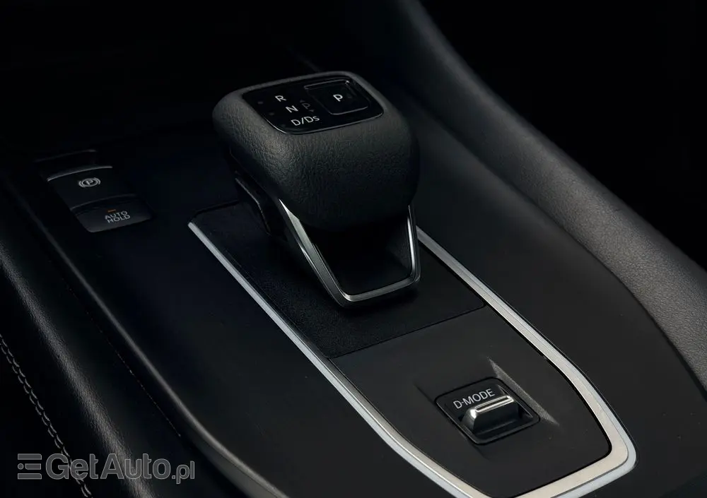 NISSAN Qashqai 1.3 DIG-T MHEV Xtronic N-Connecta