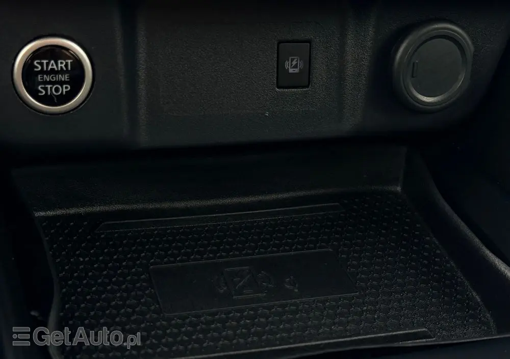 NISSAN Qashqai 1.3 DIG-T MHEV Xtronic N-Connecta