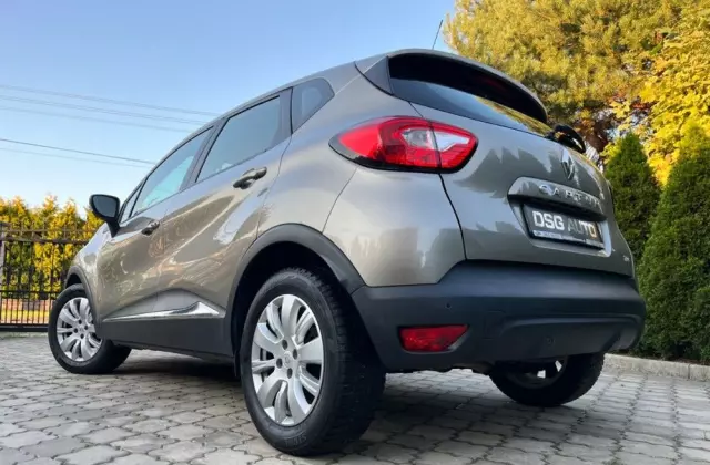 RENAULT Captur 