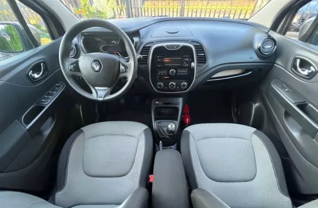 RENAULT Captur 