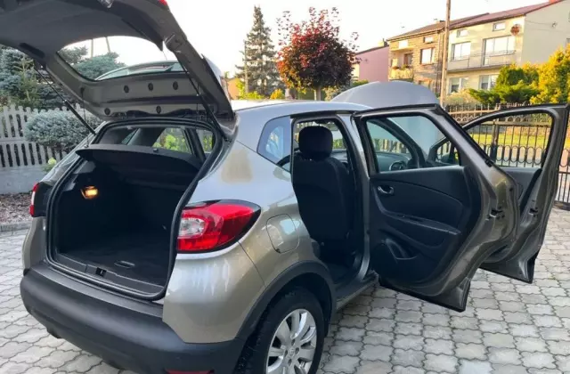 RENAULT Captur 
