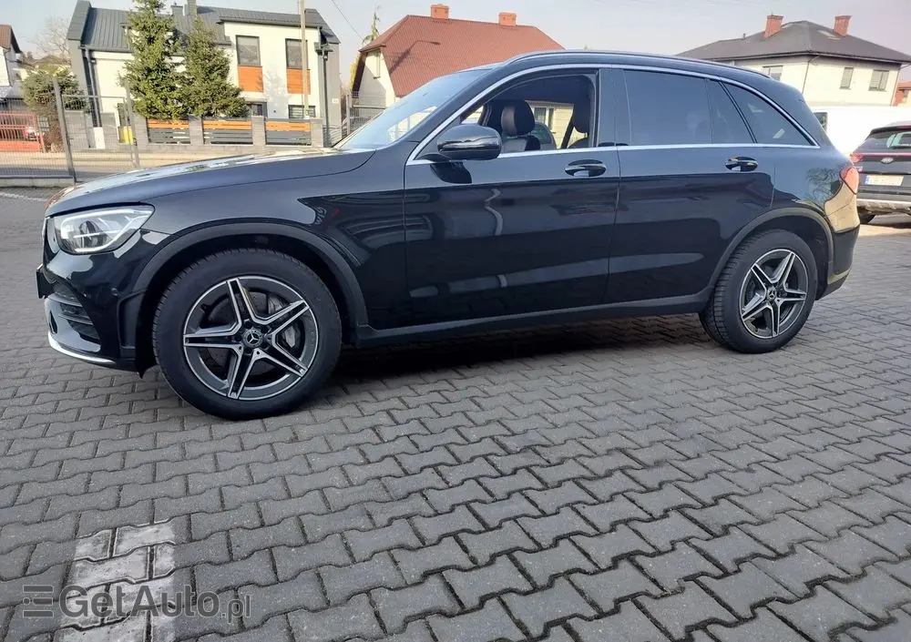 MERCEDES-BENZ GLC 200 4-Matic