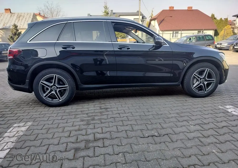 MERCEDES-BENZ GLC 200 4-Matic
