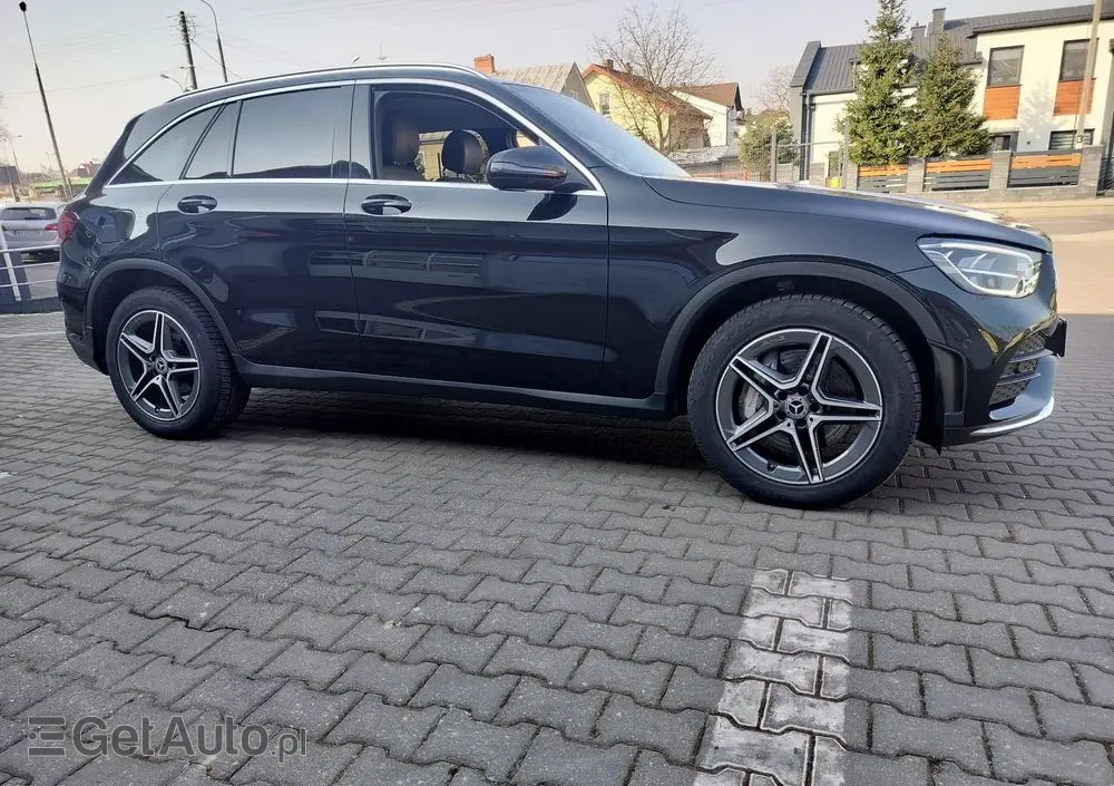 MERCEDES-BENZ GLC 200 4-Matic