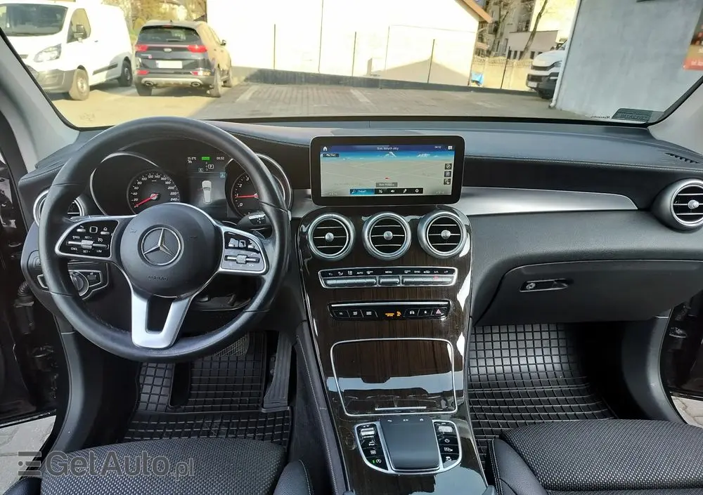 MERCEDES-BENZ GLC 200 4-Matic
