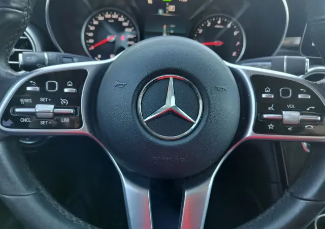 MERCEDES-BENZ GLC 200 4-Matic