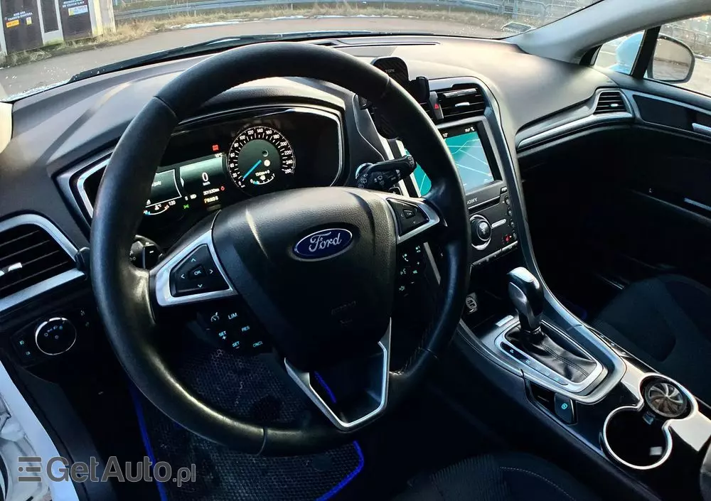 FORD Mondeo 2.0 TDCi Titanium PowerShift