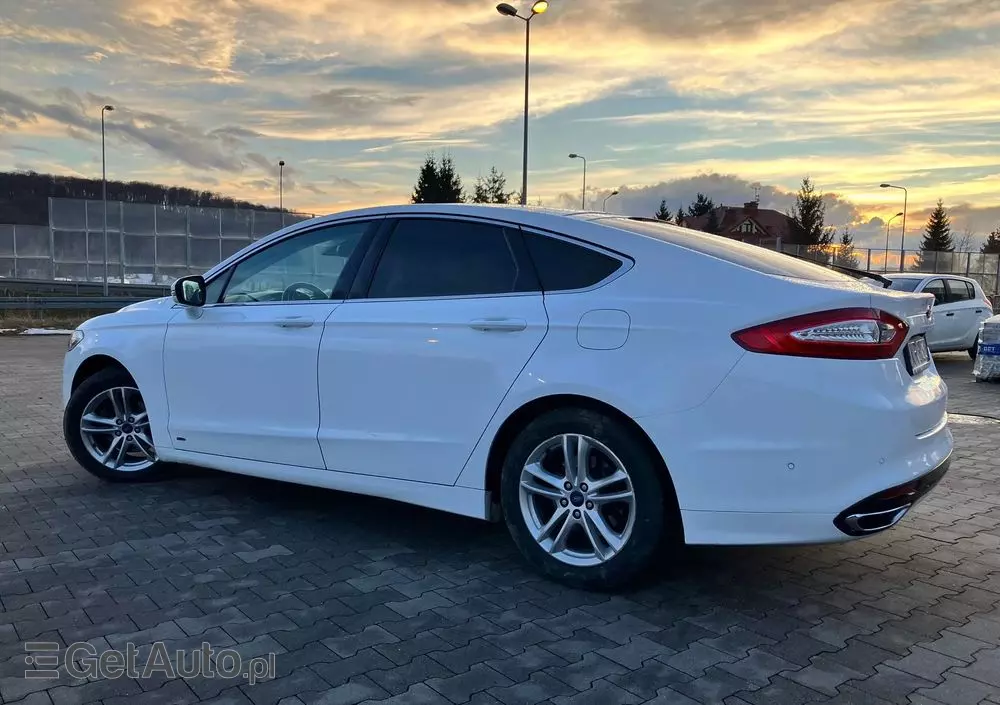 FORD Mondeo 2.0 TDCi Titanium PowerShift