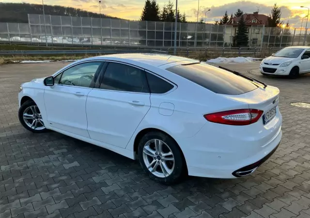 FORD Mondeo 2.0 TDCi Titanium PowerShift