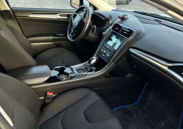 FORD Mondeo 2.0 TDCi Titanium PowerShift