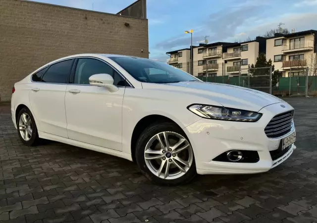 FORD Mondeo 2.0 TDCi Titanium PowerShift