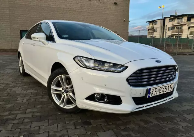 FORD Mondeo 2.0 TDCi Titanium PowerShift