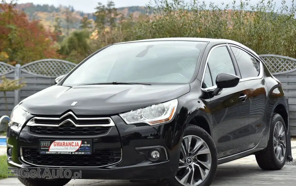 CITROËN DS4 E-HDi 110 EGS6 SoChic
