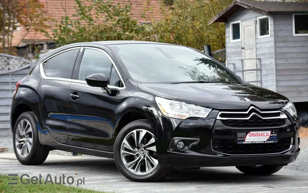 CITROËN DS4 E-HDi 110 EGS6 SoChic