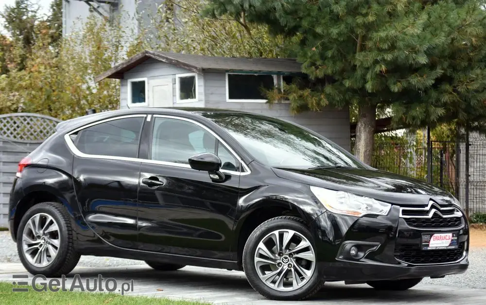 CITROËN DS4 E-HDi 110 EGS6 SoChic