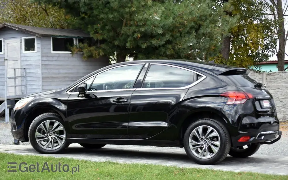 CITROËN DS4 E-HDi 110 EGS6 SoChic