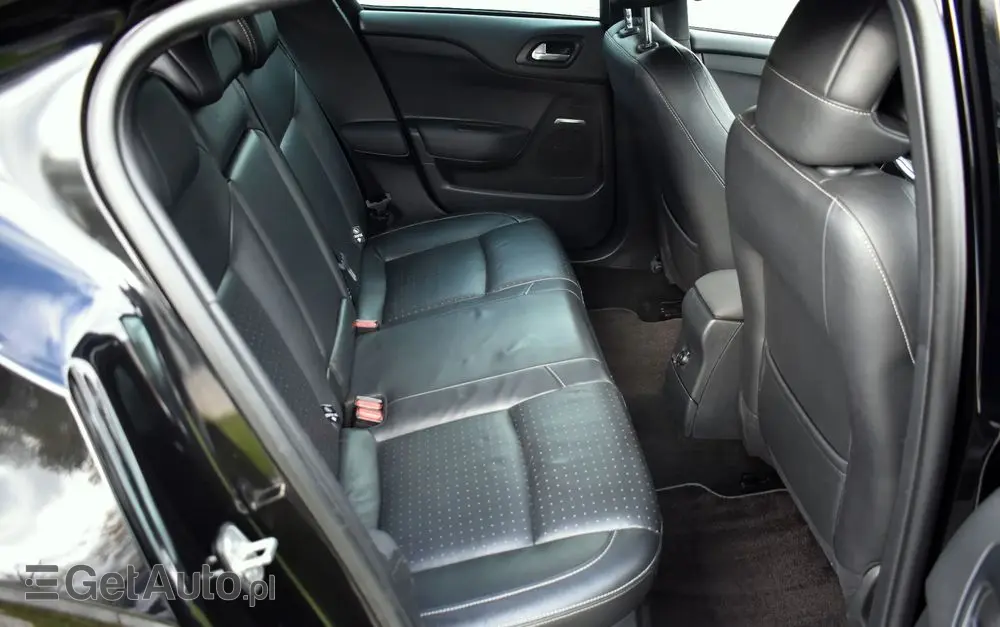 CITROËN DS4 E-HDi 110 EGS6 SoChic